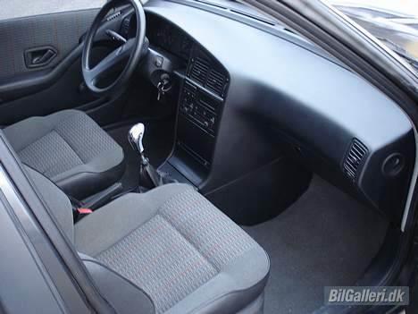 Peugeot 405 style - Kabinen fra Højre side billede 13