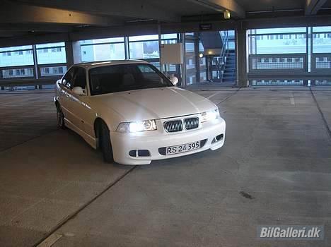 BMW 320i Coupé E36 billede 15