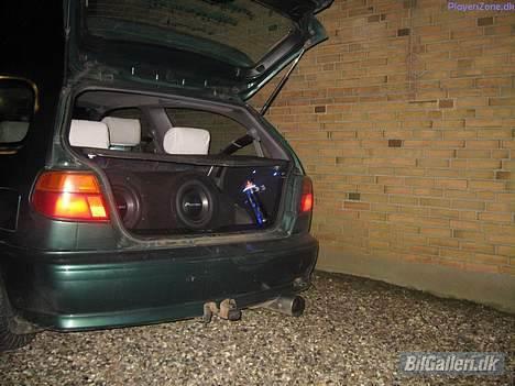 Nissan Almera 1,6 sr billede 13