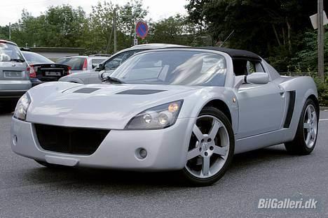 Opel Speedster totalskadet.. billede 1