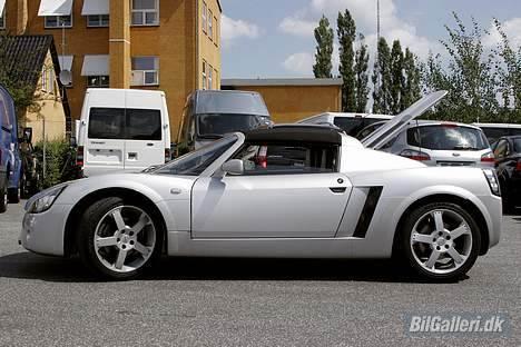 Opel Speedster totalskadet.. - Baby racer billede 3