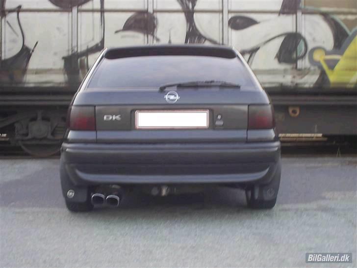 Opel Astra 1,6i 16v sport billede 3