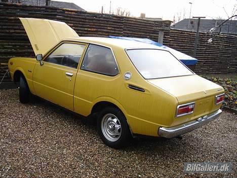 Toyota Corolla KE30 SOLGT - Ret fin for en bil fra ´76 billede 1