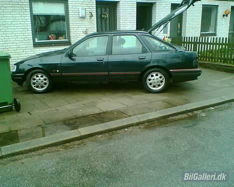 Ford sierra gt  (totalskadet) - kanon billede af bilen fra siden billede 10