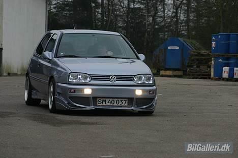 VW Golf 3 solgt - højlys dag billede 14