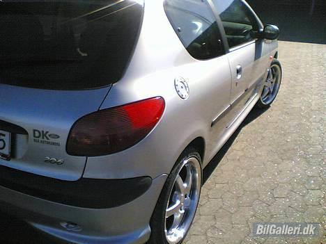 Peugeot 206 TOTAL SKADET:( billede 6