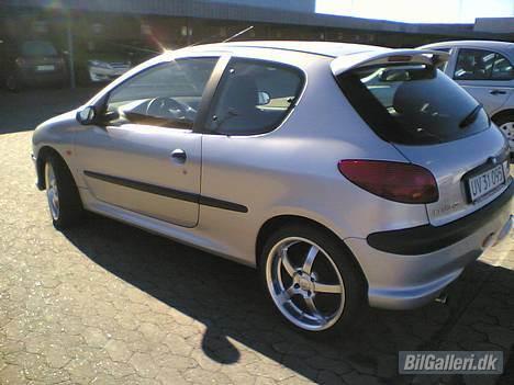 Peugeot 206 TOTAL SKADET:( billede 7