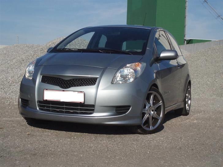 Toyota Yaris  (til salg) billede 2