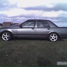 Ford sierra 2.0 DOCH (død)