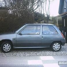 Renault 5 GTX