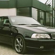 Volvo S70R