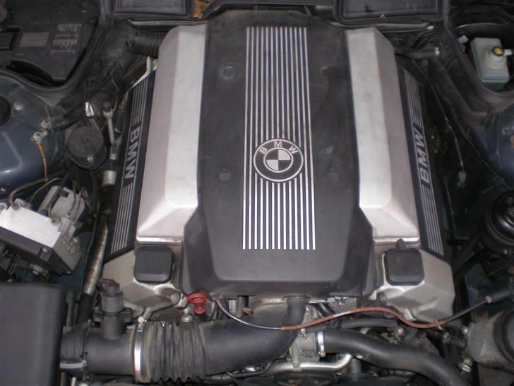 BMW 730i V8 aut. E38  billede 5