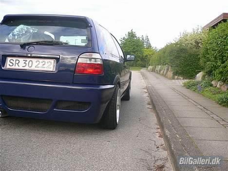 VW Golf III - Med Keskin KT5, Dietrich bagkofanger, Crystal baglygter billede 6