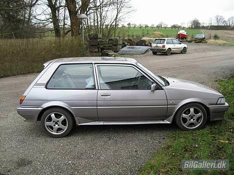 Toyota Corolla GT 16V skrottet   billede 1