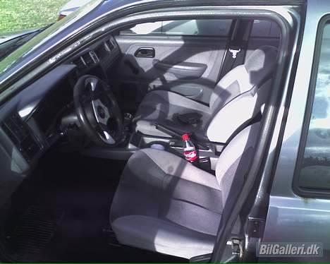 Ford sierra 2.0 DOCH (død) - kabinen er som ny i den... nice billede 6