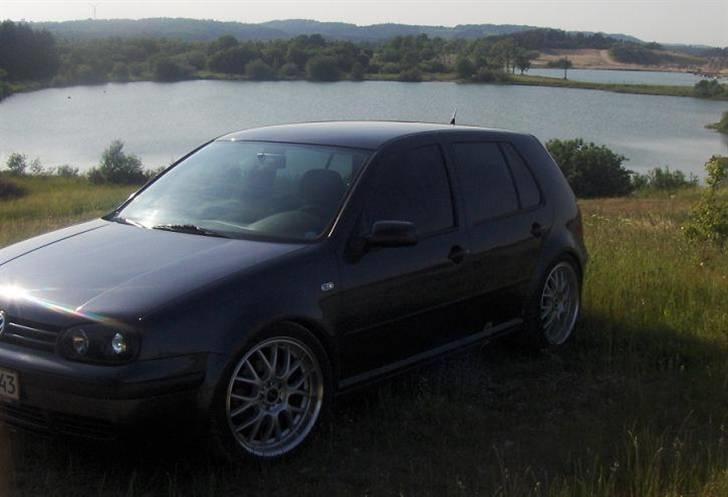 VW Golf IV *SOLGT* billede 2