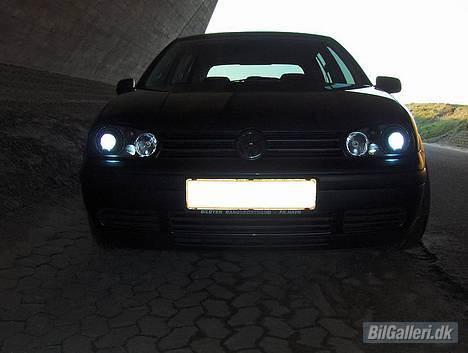 VW Golf IV *SOLGT* billede 4