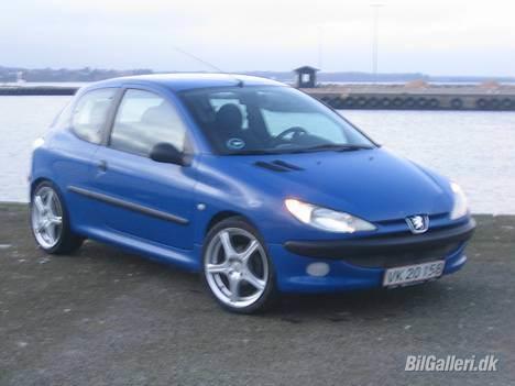 Peugeot 206 billede 1