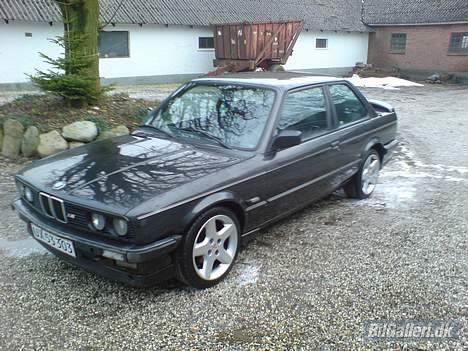 BMW E30 325I (solgt) billede 2