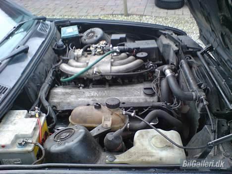 BMW E30 325I (solgt) billede 14