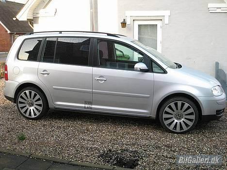 VW Touran 2.0 TDI DSG *Solgt billede 11