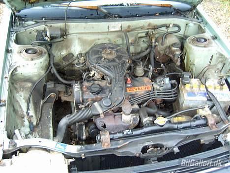 Toyota corolla EE80 1,3 billede 8