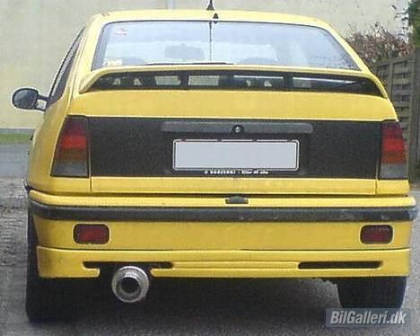 Opel Kadett GSi - Ny bagpotte billede 12