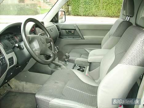 Mitsubishi Grand Pajero 4x4 SOLGT billede 8