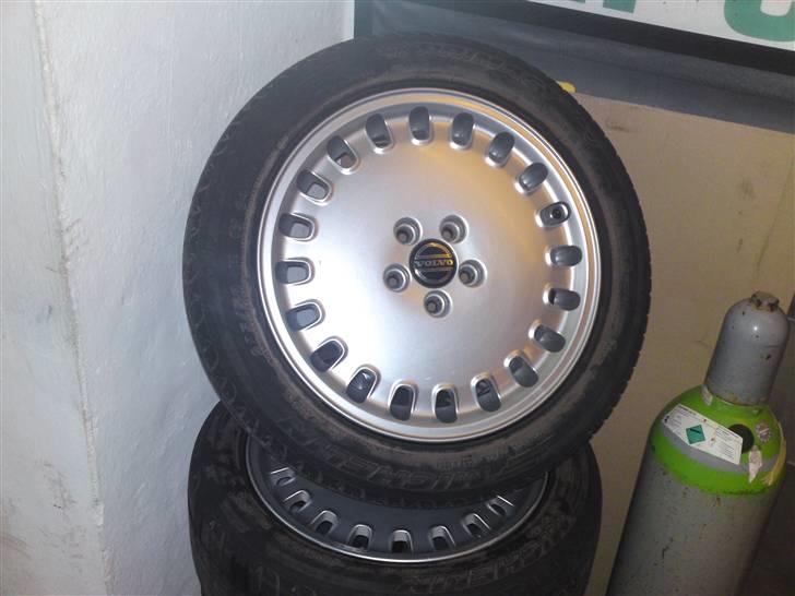 Volvo 240 fcs - 17" org volvo s80 fælge lige købt med spacer billede 13