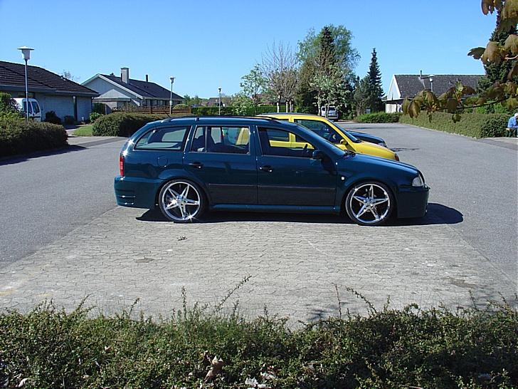 Skoda Octavia"LBN-Style" Solgt - Profil billede, ser cool ud med de gamle 19" kromfælge på he  billede 7