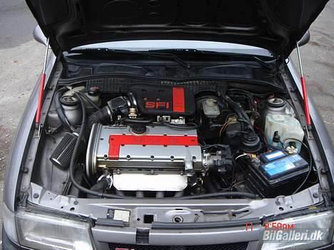 Opel vectra 2000 16v (SOLGT) billede 7