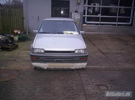 Toyota corolla DX (SOLGT) billede 1