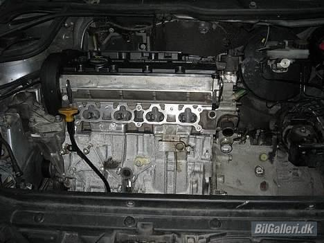 Peugeot 206 GT[SOLGT] - motor lagt i billede 11