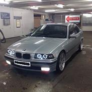 BMW 318i E36 ***Solgt***