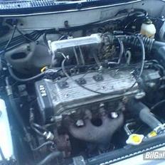 Toyota Corolla 1,3 GLS (SOLGT)