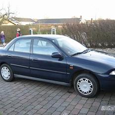 Mitsubishi Carisma 1.8 GDI SOLGT !!!