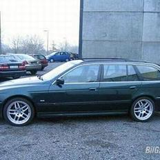 BMW 523i Touring