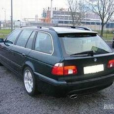 BMW 523i Touring