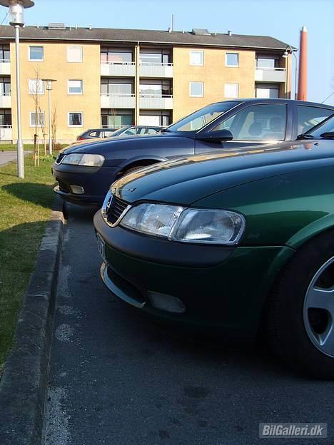 Opel vectra B 2,0i 16v  - tjek den standard bagved billede 9