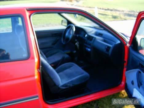 Ford Escort (SOLGT) billede 9