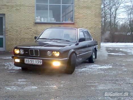 BMW 320i e30(solgt) billede 4
