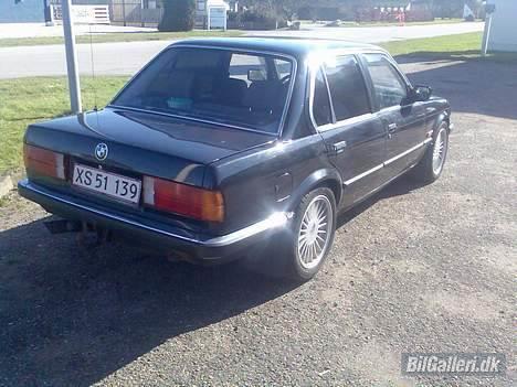 BMW 320i e30(solgt) billede 6
