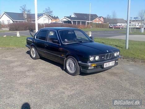 BMW 320i e30(solgt) billede 7