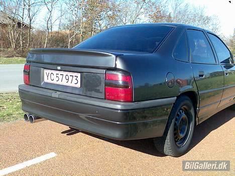 Opel Vectra2000  - Trænger til at komme ned på maven billede 3