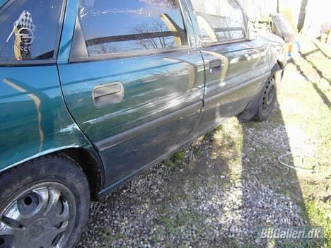 Opel Vectra A 2,0i 16V *DØD* - Død ved autoværn Feb. 07 billede 9