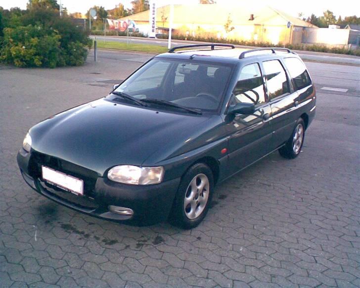 Ford Escort St. Car (Solgt) billede 2