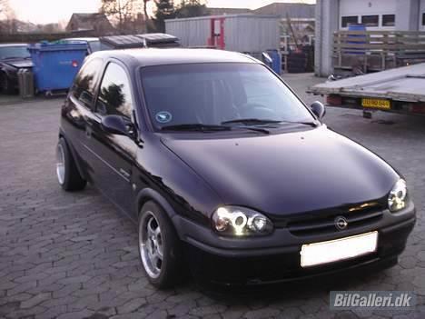 Opel Corsa b .. SOLGT..  - Prøve monteret borbet t fælge.. :) billede 9