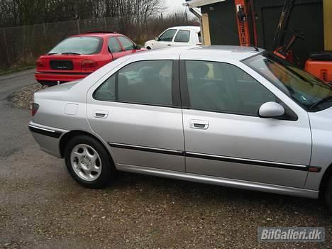 Peugeot 406 2.0 SV SOLGT billede 2