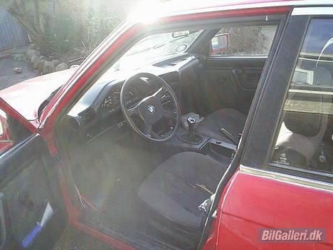 BMW E 30 320i billede 5