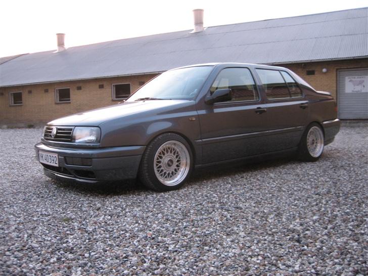 VW Vento 1.8 CLX SOLGT - No fucking airride or rolled arches :D ... -Daily grind billede 6